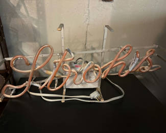 Lot 217: Strohs Neon Sign