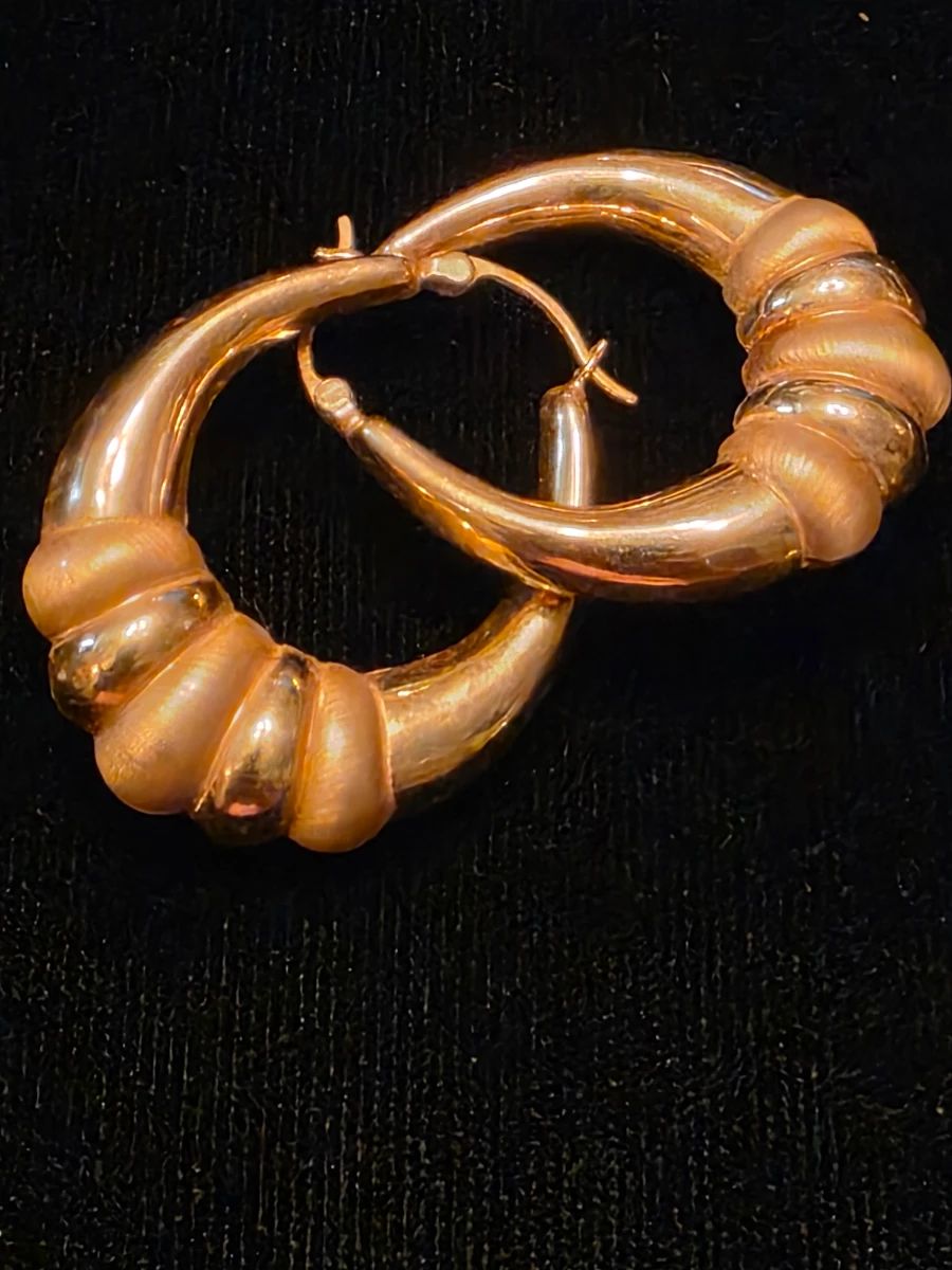 One of more than 50 pair of Gold earrings in this sale 