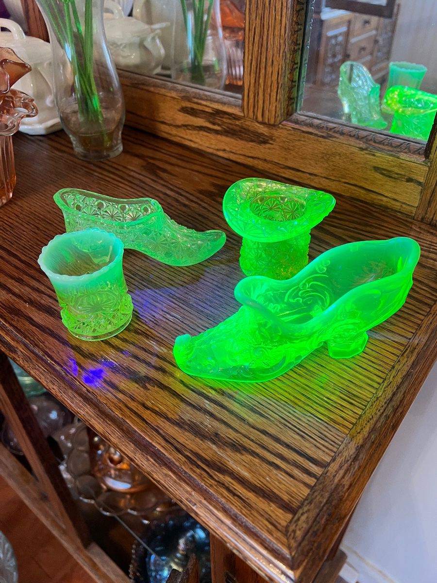 Uranium glass shoes and top hats