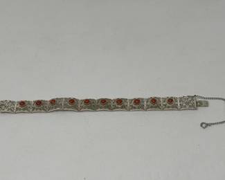 246 Lot 89 800 silver bracelet with red cabochons