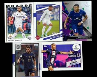 527 Lot 412h Lot of Kylian Mbappe soccer cards