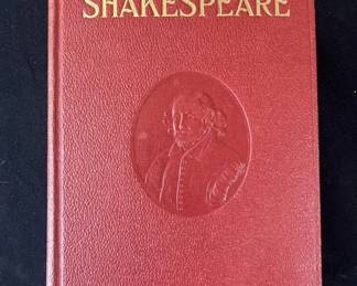 479 Lot 382h Vintage The Complete Works of William Shakespeare