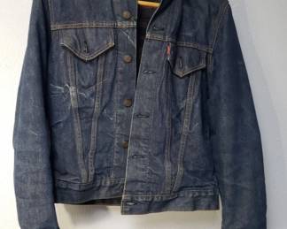 205 Lot 11 Vintage Levi denim jacket