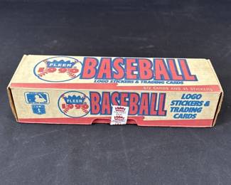 394 Lot 327h Factory sealed 1990 Fleer baseball card set