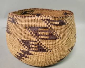 344 Lot 293 Native American hand twined basket