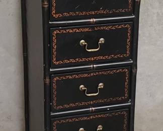 167 Lot 125 Vintage ebonized chest of drawers