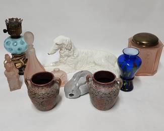 413 Lot 337h Vintage items pink glass, porcelain dog