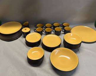 510 Lot 400 Group of vintage Mikasa terra stone curry yellow