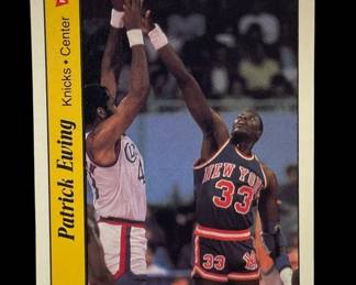595 Lot 471h 1986 Fleer Patrick Ewing sticker card