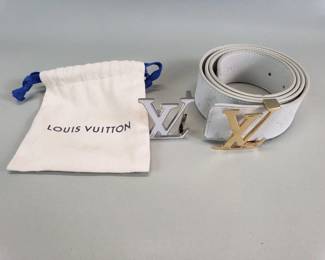 045 Lot 294 Louis Vuitton belt