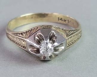 023 Lot 210 Antique 18k and 14k gold and diamond ring