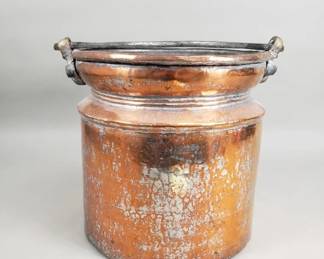 276 Lot 153 Antique copper pot with solid brass handle