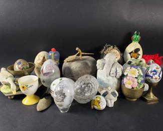 356 Lot 306 Box of misc. trinket box, trivet, egg