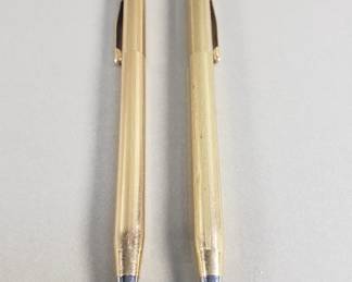 209 Lot 18 Pair of 120 14K gold filled cross ball pens