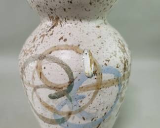 412 Lot 337 Vintage speckled cream studio pottery vase
