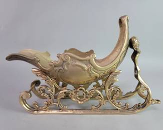 300 Lot 208 Vintage brass 2 piece sleigh wine bottle holder