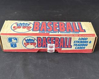 392 Lot 326h Factory sealed 1990 Fleer baseball card set