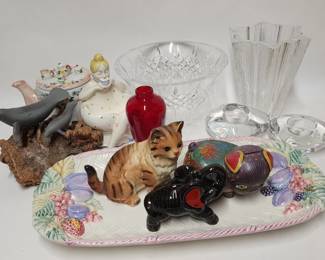 416 Lot 339h Vintage glass and ceramic collectables