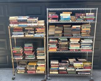 018 Lot 346h Large lot of antique and vintage books