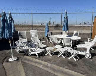 006 Lot 401 Triconfort patio set from the movie Overboard