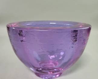 160 Lot 296 Vintage Fire and Light art glass vase