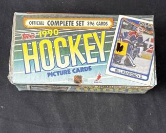 499 Lot 393h 1990 Factory sealed Topps hockey card set