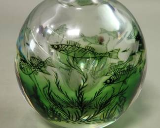 015 Lot 299 Orrefors signed Edward Hald hand blown glass vase