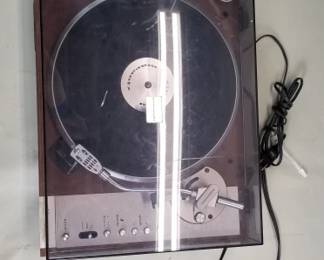 021 Lot 118 Vintage Marantz model 6350Q turn table