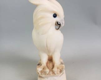 562 Lot 434 Vintage handcarved alabaster cockatoo sculpture