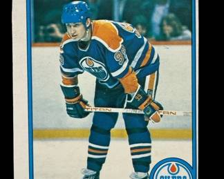 593 Lot 469h 1982 OPeeChee Wayne Gretzky hockey card