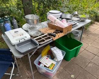 Bakeware, kitchen items