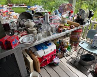 Lots of vintage pottery, household items and more!
