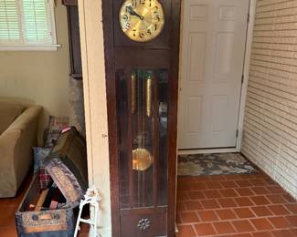 Antique Grandfather Clock, works!