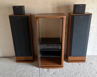 e Sony Audio System with 4 Speakers and Compact Disc Player