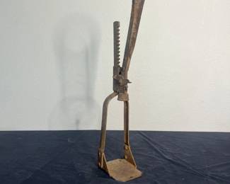 c Vintage Adjustable Cast Iron Potato Masher