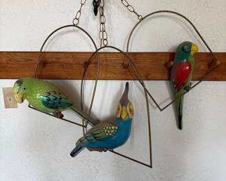 d Set of 3 Colorful Hanging Parrot Decorations