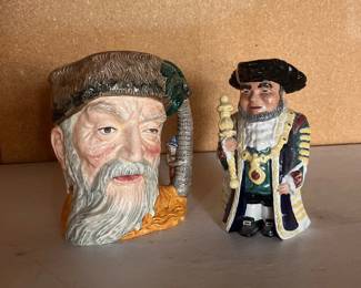 k Royal Doulton Toby Jug and Fine Ceramic Staffordshire Lord Mayor Figurine Set
