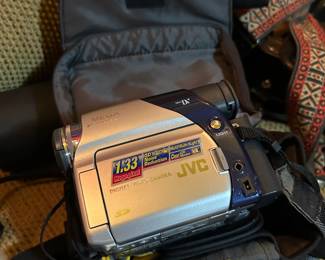 #095 JVC 1.33 Digital Video camera with case $30.00