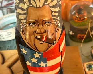 #089 Bill Clinton vintage nesting 5 dolls 7" tall $20.00