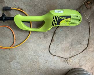 #118 Poulan Electric Weed Eater 810ept $20.00