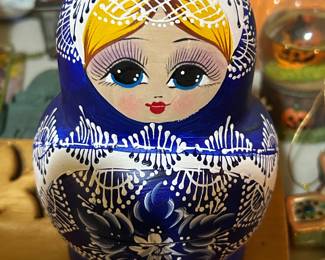 #088 Russian vintage Matrioshka nesting 6 dolls 6" tall $20.00