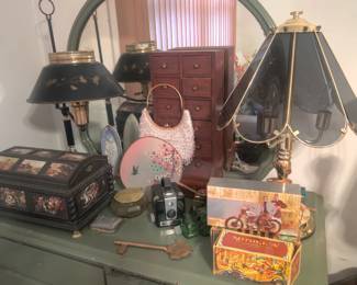 1980s touch lamp vintage dresser