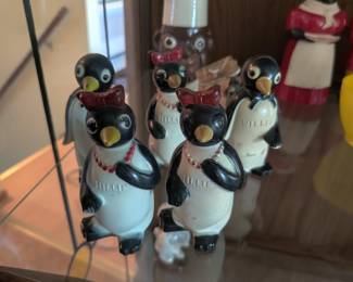 vintage "Millie" and "Willie" penguin salt and pepper shakers 1950s