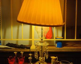 Vintage Hollywood regency lamp