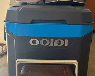 SM136Igloo Coolers, mini Fridge more 