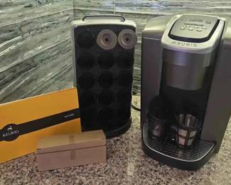 SM233Keurija Coffee Holder And Keurig Coffee Elite Single Serve