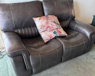 SM141Dark Grey Leather Power Reclining Loveseat
