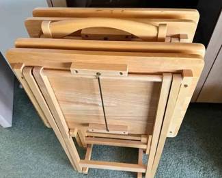 SM206 4 Foldable TV Trays With Stand