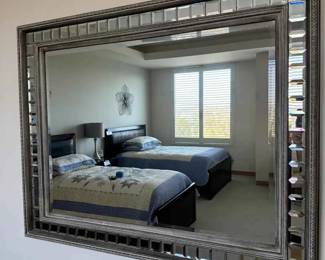 SM290Beveled Wall Mirror