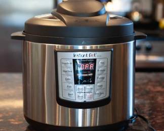Instant Pot Lux 6-in-1 Electric Stainless Steel Pressure Cooker -- 6 Quart